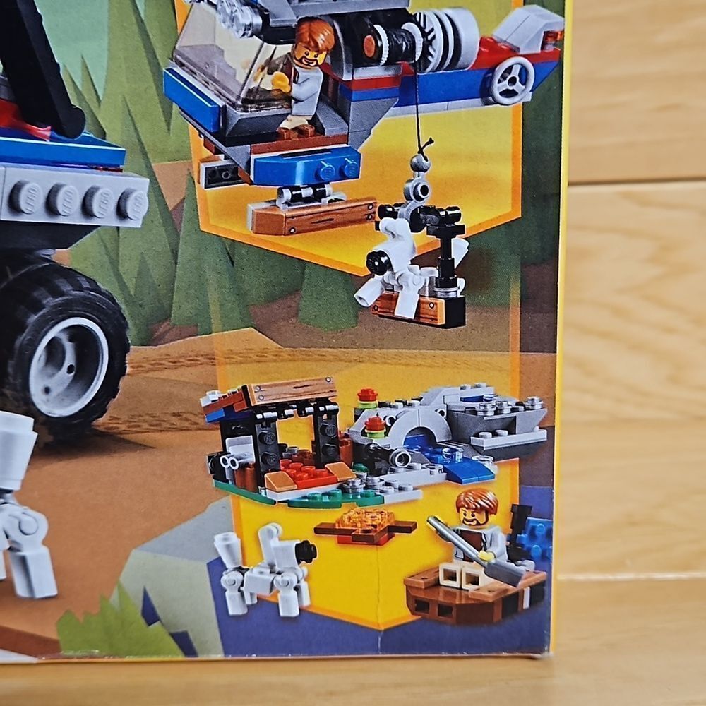 LEGO Creator Outback Adventure 31075 Creator 3 in 1 Set Truck Helicopter - Picture 5 of 15